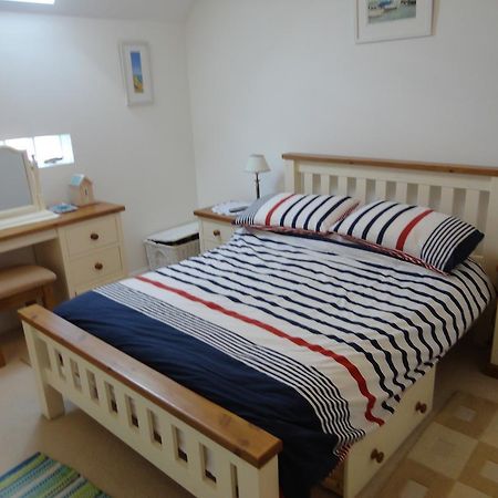 Ocean Breeze Apartment Bude Room photo